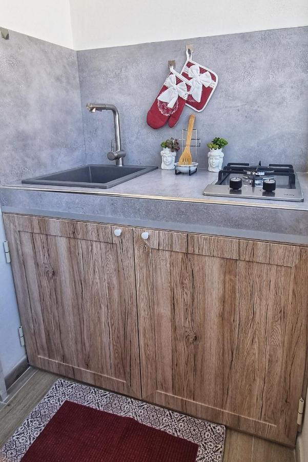 Vento Di Grecale Apartment Trapani Bagian luar foto