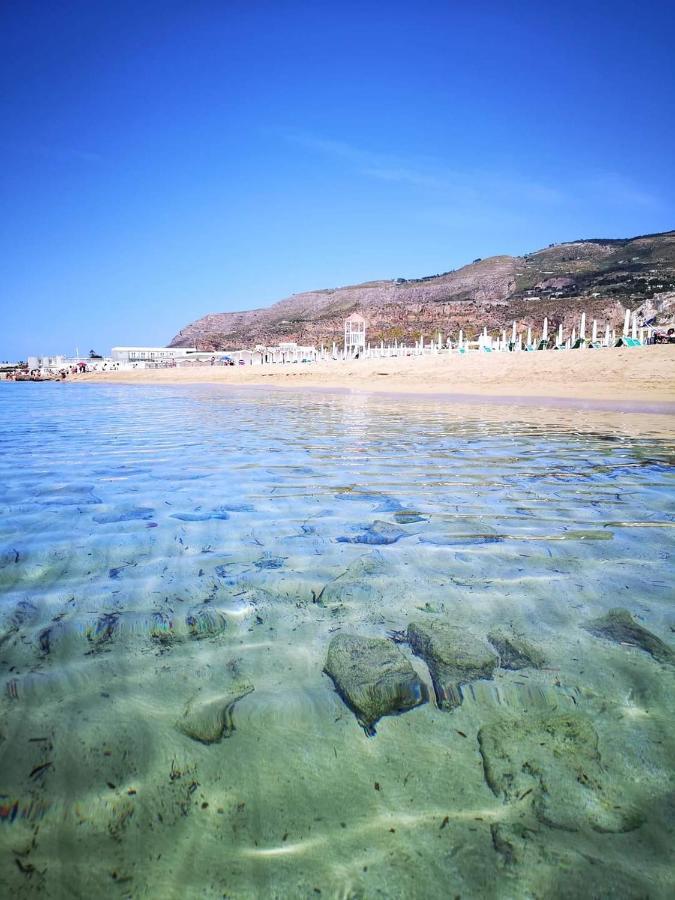 Vento Di Grecale Apartment Trapani Bagian luar foto
