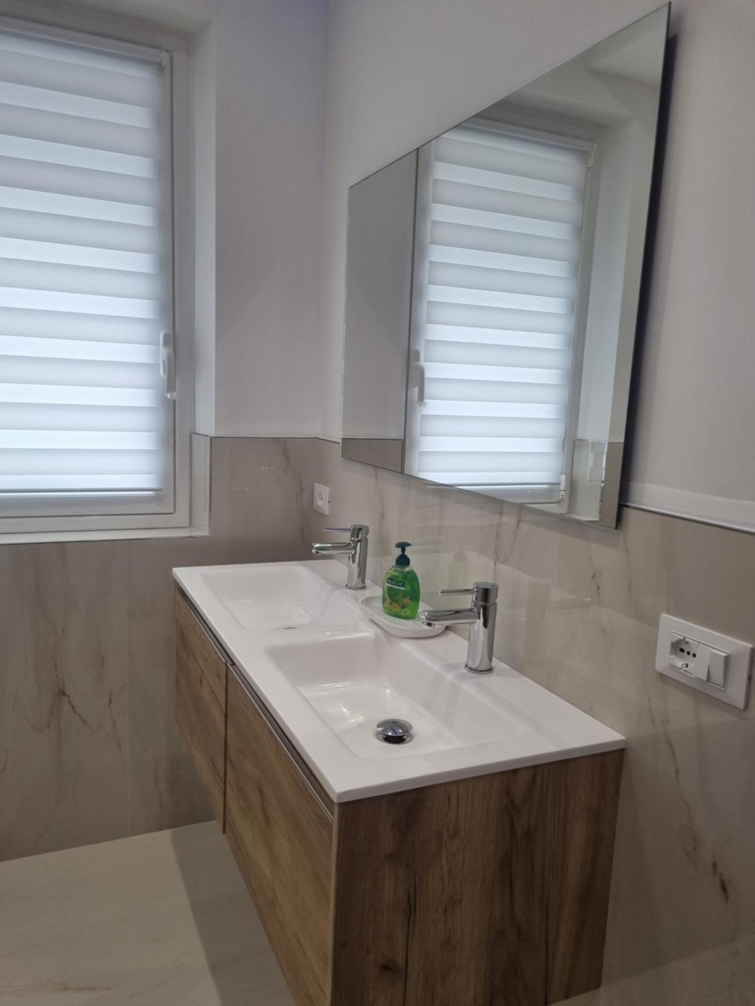 Vento Di Grecale Apartment Trapani Bagian luar foto